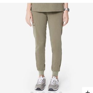 Figs Zamora joggers size M